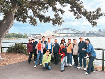 中国出境游火热升温 预测2024年将达13亿人次