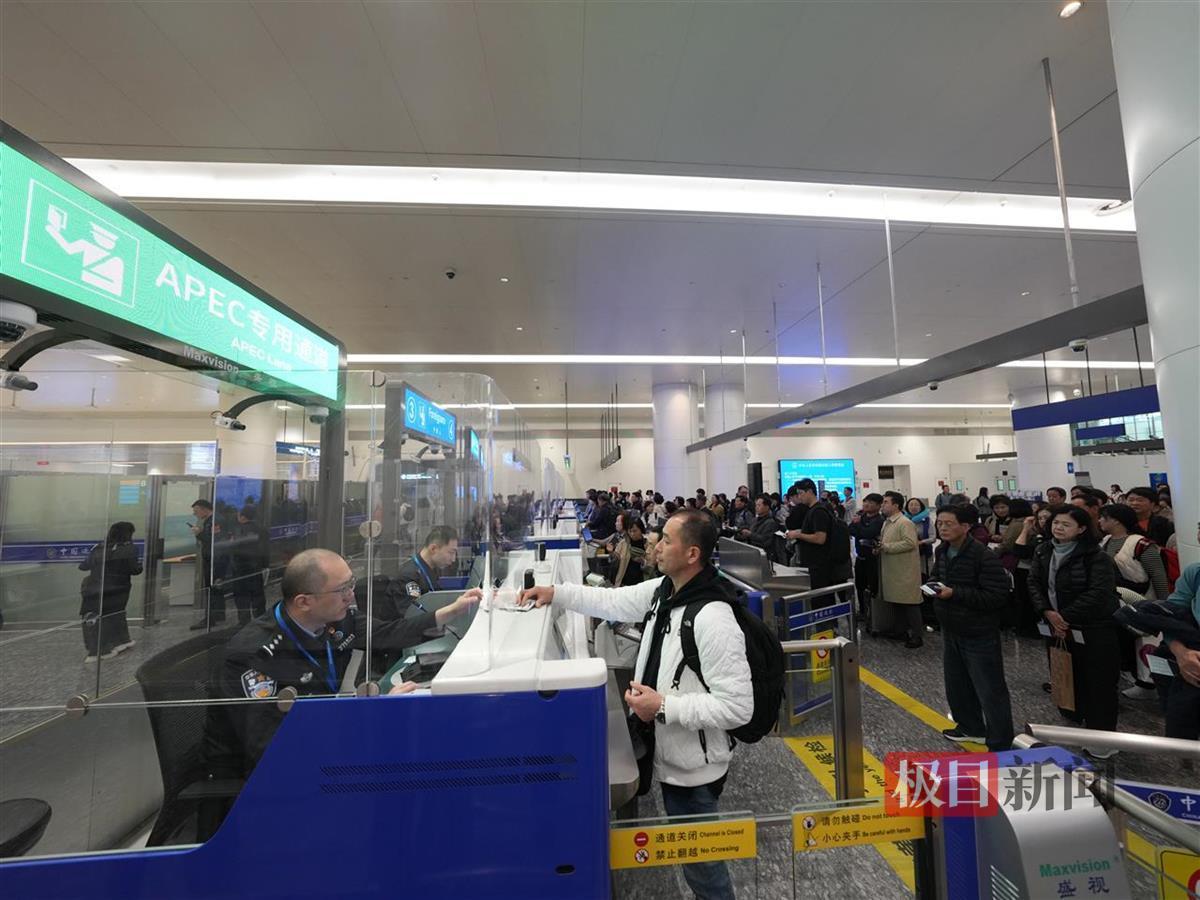 中国免签“朋友圈”增多武汉迎来首批享受免签政策外国旅客