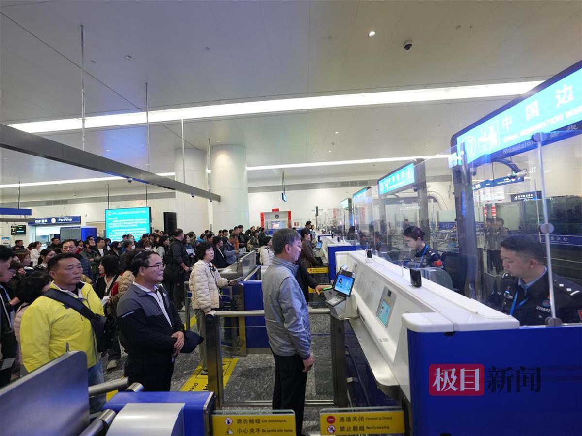 中国免签“朋友圈”增多武汉迎来首批享受免签政策外国旅客(图3)