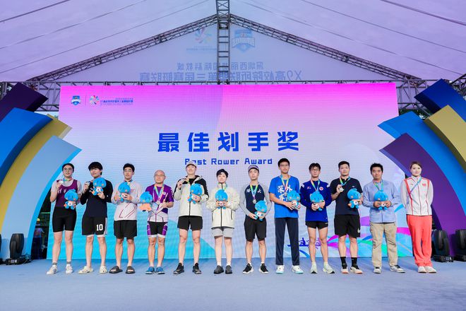 九游娱乐：创历史新高！2024年张家界口岸出入境流量突破50万人次(图6)