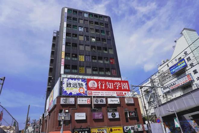 九游娱乐：日本留学观光团热度飙升！中国学子“内卷”困境的另一条出路？(图3)