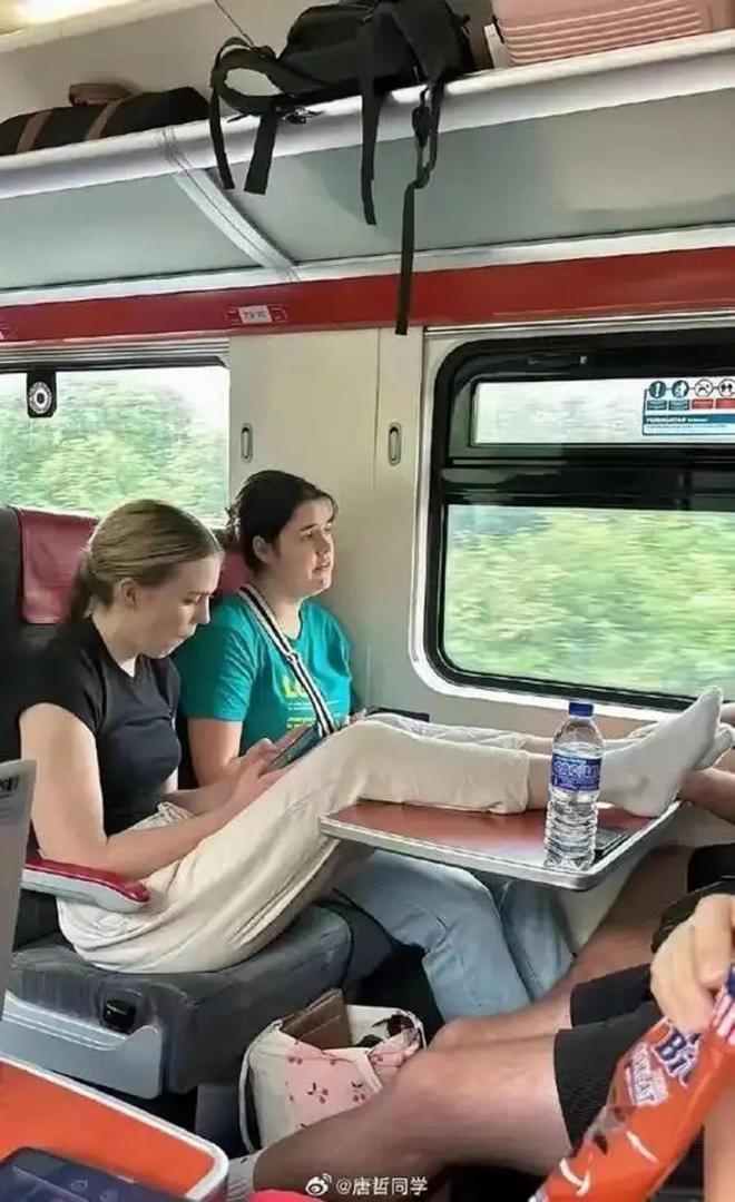 三观碎裂免签国家越来越多穷游没素质的老外也越来越多