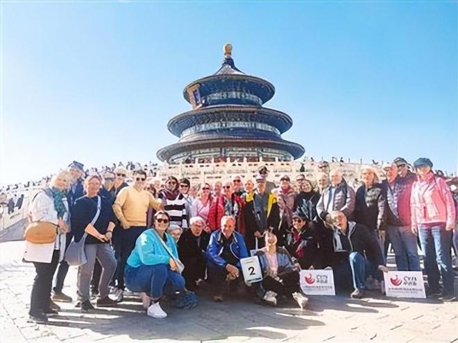 三观碎裂免签国家越来越多穷游没素质的老外也越来越多(图9)