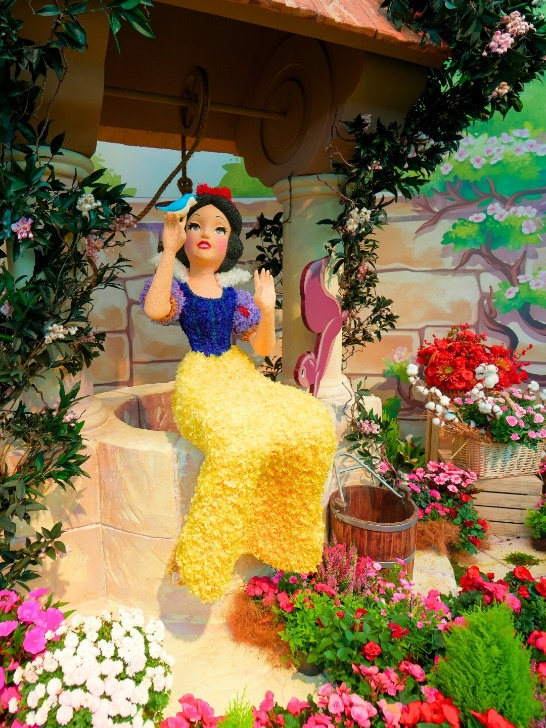 米老鼠、白雪公主、美人鱼邀您共度新年季迪士尼奇妙花园在新加坡滨海湾花园盛大开幕(图2)