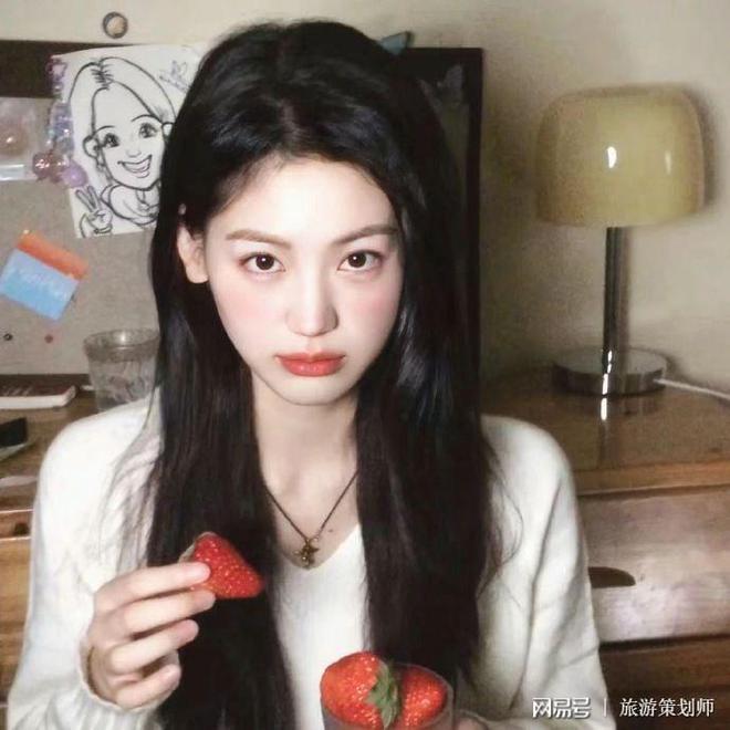 九游娱乐：重庆旅游跟团好还是自己去好？权衡利弊找到最优方案！
