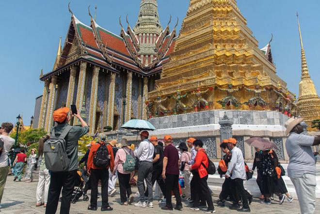 中国近三年前往泰国旅游人数对比：22年28万23年350万24年呢(图13)