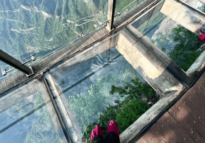 春节要到了这份张家界四天三晚旅游超全攻略包含衣食住行！(图2)