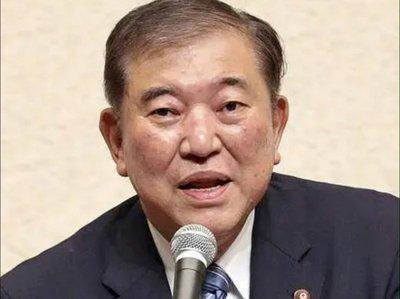 日本首相专机起飞登机前爆坏消息这次万万没料到(图2)