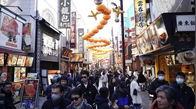 日本人惊呼：中国人回来了！“春节景气”在日本全国各地蔓延