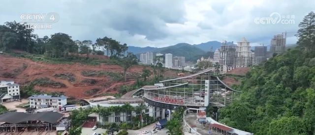 首个东盟国家免签旅游团入境中国东盟互联互通实现“加速度”