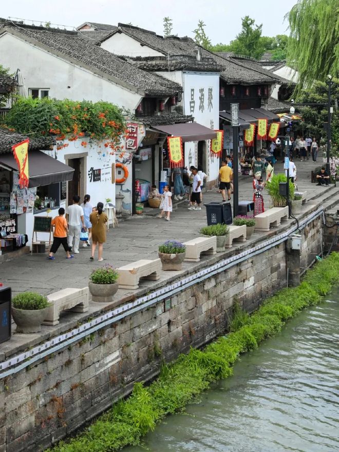 九游娱乐：寒假五日苏杭游苏杭跟团解锁江南情春节路线费用速览！(图6)