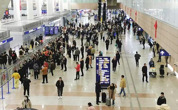 “春日经济”正当时民航出行“满格续航”(图2)