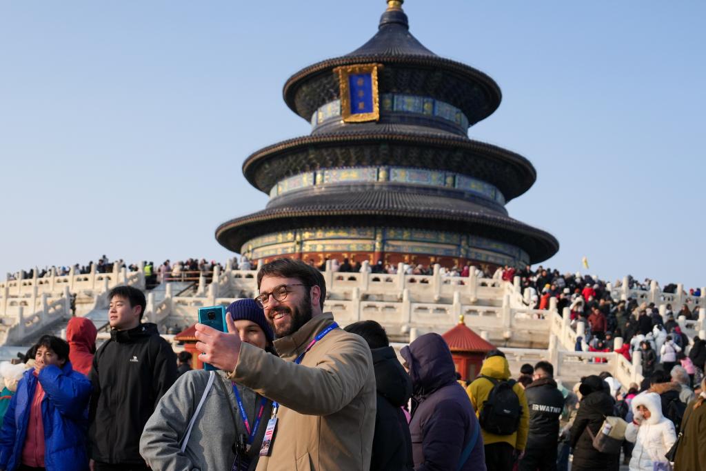 九游娱乐文化：文旅市场热潮涌动服务贸易释放新动能(图2)