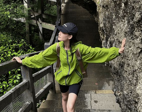 九游娱乐：恩施五天四晚的旅游团多少钱恩施旅游团报价5日游多少钱超棒