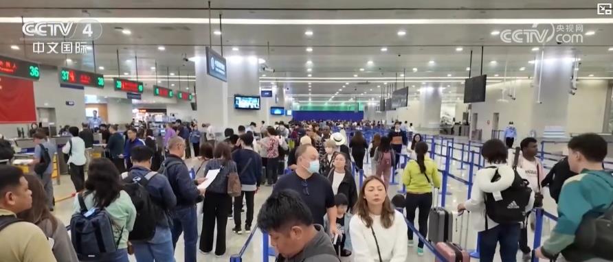 九游娱乐文化：“五一”假期入境游火热：多元体验受追捧消费数据创新高(图1)