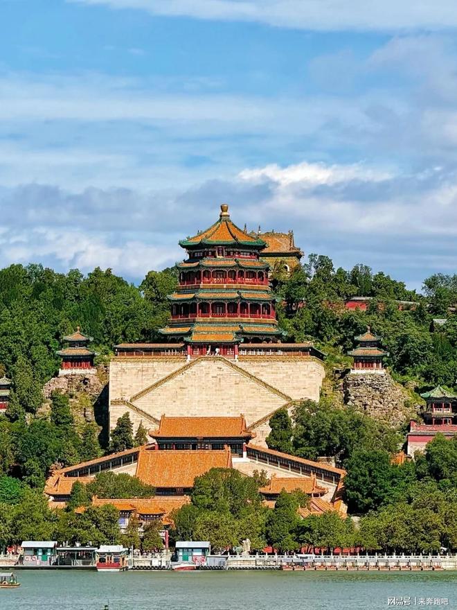 人民日报推荐！北京口碑好的旅行社私人定制旅游(图1)