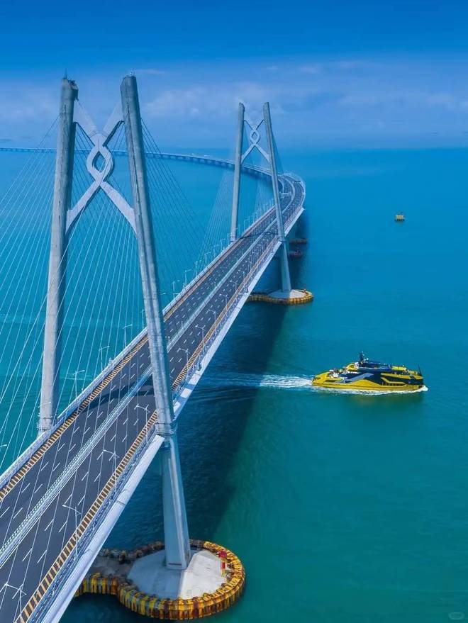九游娱乐文化：港澳五日游本土导游多少钱一天香港口碑好的旅行社推荐(图2)