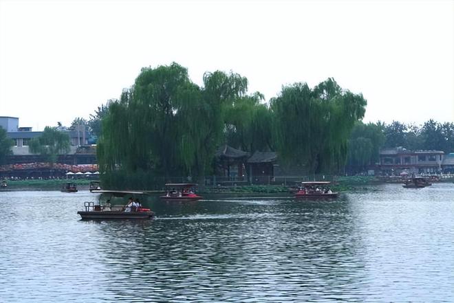 北京带闺蜜跟团玩3天多少钱两个人去北京当地参团3日游价格多少(图3)