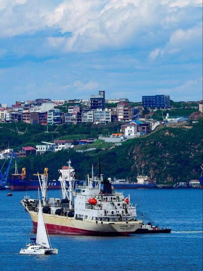 九游娱乐文化：老年团去海参崴旅游4天3晚需要花多少钱海参崴4日游路线及费用(图1)