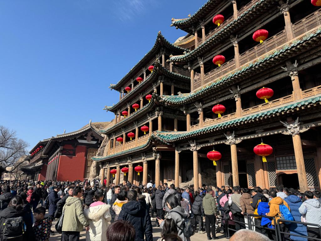 超长春节假期点燃旅游热2024年旅游消费或维持上升势头