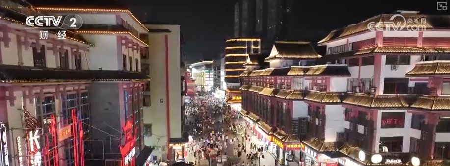 九游娱乐：接档蓄力、热力不减！文旅新场景花样出圈成“新宠”激活多元消费新引擎(图7)