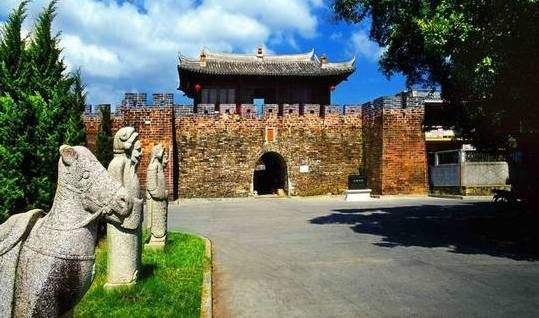 认证！深圳十大优质旅行社TOP10蒙旅投诉率低至0%(图2)