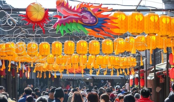 1800万人春节出境游：不再为面子买单中国人的钱开始花在这里！(图11)