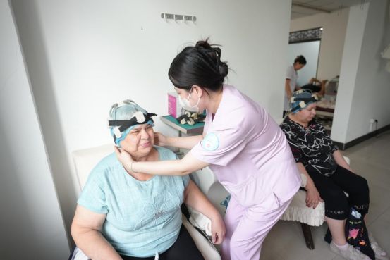 九游娱乐：“来华就医”潮涌全球！入境医疗旅游激活消费新动能(图1)